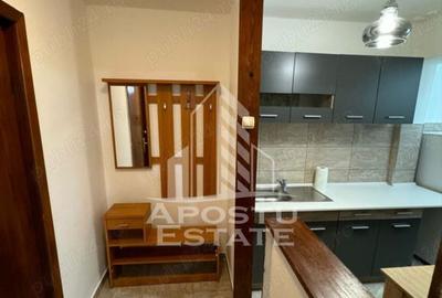 Apartament cu 3 camere decomandat în Circumvalațiunii - 3