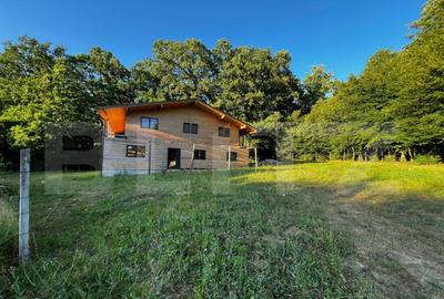 Casă cu 7 camere cu Teren 1700 Mp în Beclean - 1