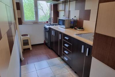 Apartament cu 2 camere semidecomandat în Berceni - 5