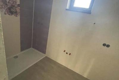 Casă cu 5 camere cu Teren 977 Mp în Urișor - 10