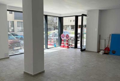 Spațiu comercial, de 55 mp, în Nord - 1