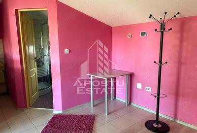 Garsonieră semidecomandată în Central