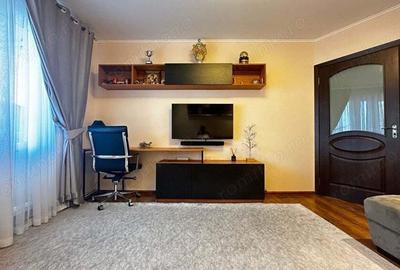 Apartament cu 3 camere decomandat în Tei - 4