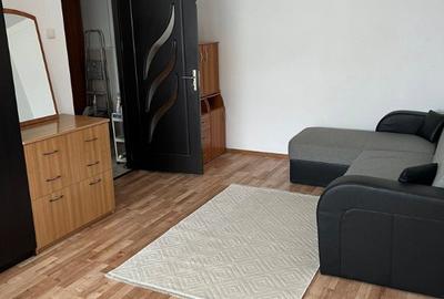 Apartament cu 2 camere decomandat în Podu Roș - 5