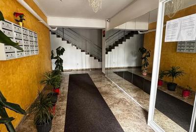 Apartament cu 3 camere decomandat în Central - 2