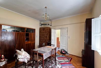 Casă individuală cu 4 camere cu Teren 301 Mp în Central - 2