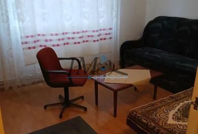 Apartament cu 2 camere, mobilat în Cetate - 3