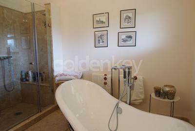 Vila reprezentativa cu finisaje premium | piscina | 1350mp - 10