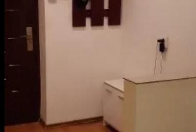 Garsonieră zona Tomis 3 mobilată utilată 30 mp - 2