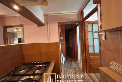 Apartament cu 3 camere decomandat, mobilat în Aradul Nou - 1