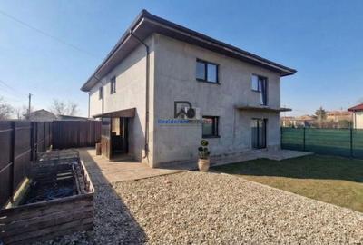 Duplex cu 4 camere cu Canalizare în Căciulați - 10