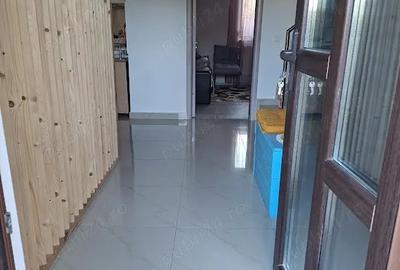 Casă cu 5 camere cu Teren 136 Mp în Central - 8