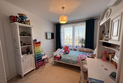 Apartament cu 3 camere decomandat în Tractorul - 10