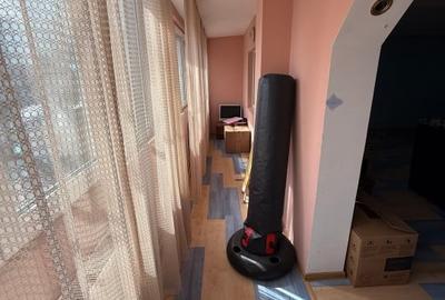 Apartament cu 3 camere decomandat, mobilat în Păcii - 4