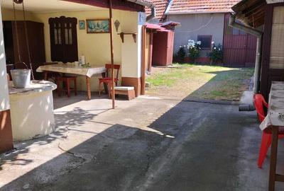 Casă cu 3 camere în Vinerea - 2