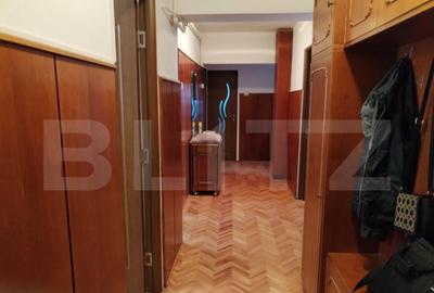 Apartament cu 4 camere decomandat, mobilat în Micro 17 - 1