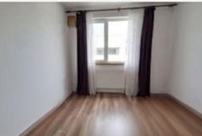 Apartament cu 2 camere decomandat în Apărătorii Patriei - 3