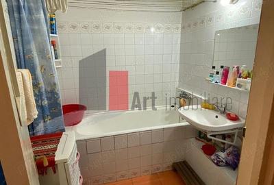 Apartament cu 3 camere decomandat în Rahova - 7