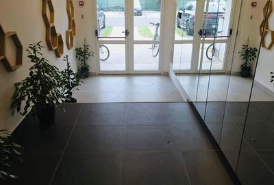 Garsoniera Moderna, Centrala Proprie, Bloc nou - 11