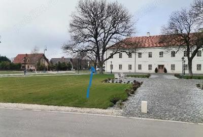 Casă cu Teren 630 Mp în Central - 2