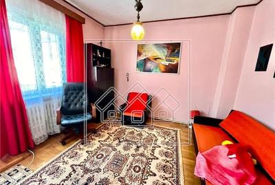 Casa de vanzare in Sibiu - 6 camere, garaj - teren 250 mp - 12