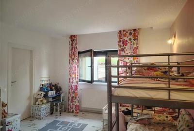 Casă cu Teren 1000 Mp în Lipănești - 4