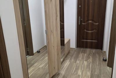 Apartament cu 2 camere decomandat în 13 Decembrie - 2