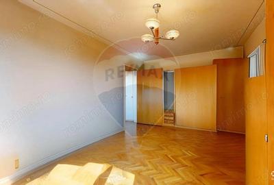 De vanzare Etaj 2, 2 camere, Centru Civic, personalizare garantata - 3