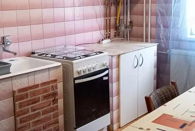 Proprietar vand ap 2 camere, Soarelui langa hotel Lido - 4