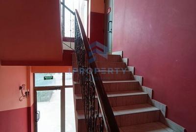 Spațiu comercial, de 225 mp, în Modelu - 9