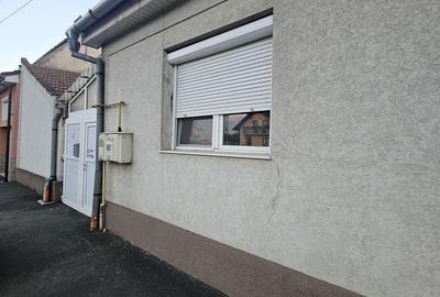Casă cu 3 camere în Central - 1