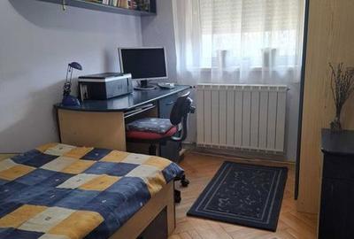 Apartament cu 3 camere în Decebal - 5
