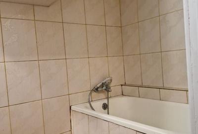 Garsoniera 21 mp - zona CET - 35.000 euro negociabil (Cod E8) - 5