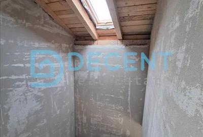 Casă cu 4 camere cu Canalizare în Cristian - 7