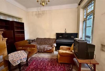 Casă cu 6 camere cu Teren 236 Mp în Copou - 3