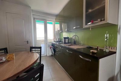 Apartament cu 3 camere decomandat în Dorobanți