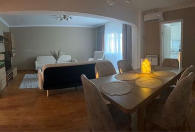 Apartament cu 4 camere decomandat în Central - 7