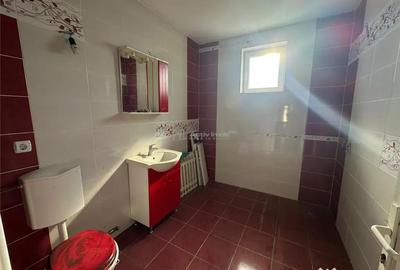Casă cu 4 camere cu Teren 390 Mp în Central - 2