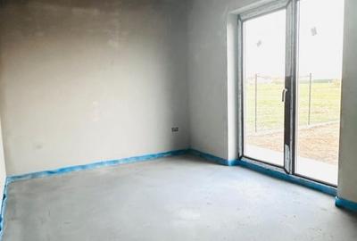 Duplex cu 4 camere cu Canalizare în Moșnița Nouă - 6