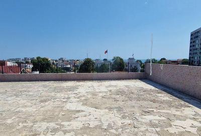 Casă cu 5 camere cu Canalizare în Tomis II