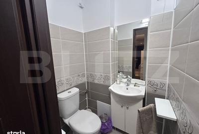 Apartament cu 4 camere decomandat în Rovine - 3
