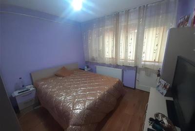 Apartament cu 2 camere decomandat, mobilat în Micro II - 3