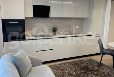 Apartament cu 3 camere decomandat, mobilat în Iancu Nicolae