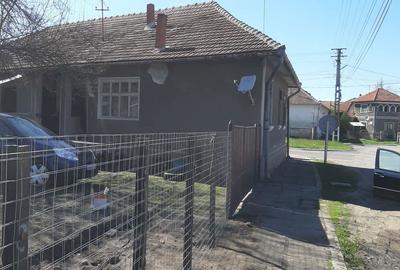 Casă cu 4 camere în Baia de Criș - 1