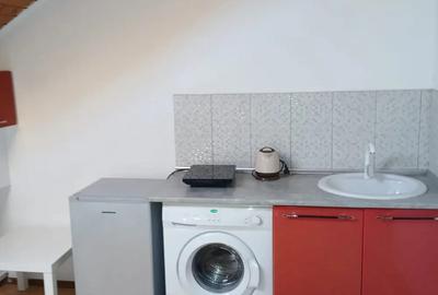 Particular inchiriez garsoniera central - 3