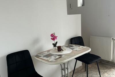 Apartament cu 2 camere decomandat în Zorilor - 1