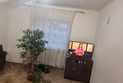 Apartament 4 camere, 91mp, Gara de Nord, 1 minut de metrou,ideal pentru renovare - 3