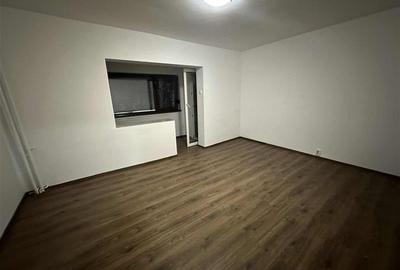 Apart 1 camere decomandat Aradului centrala proprie - 3