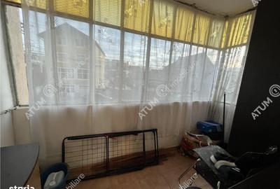 Apartament cu 2 camere decomandat, mobilat în Vasile Aaron - 15
