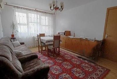 Apartament cu 3 camere semidecomandat, mobilat în Dristor - 1